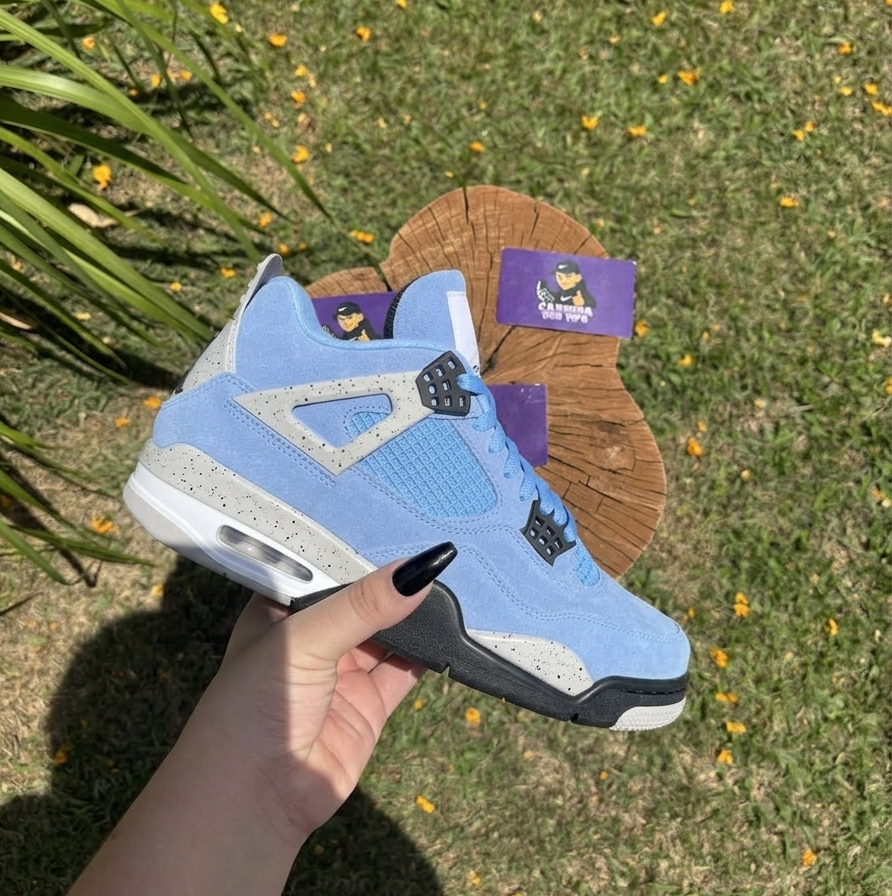 JORDAN 4 " University Blue "